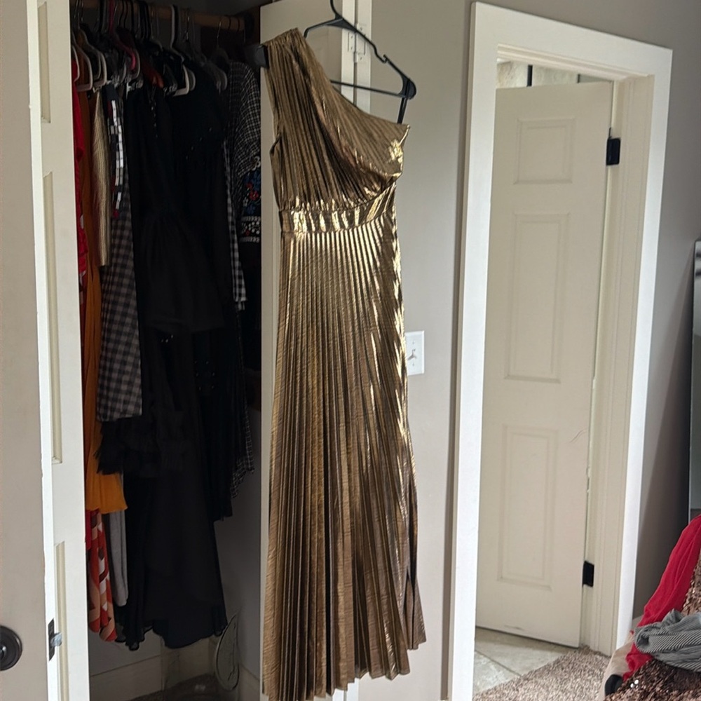 One sleeve Gold maxi dress